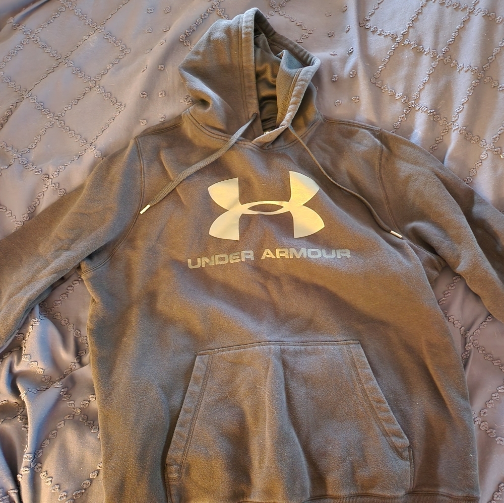 Under Armour black hoodie, size XL